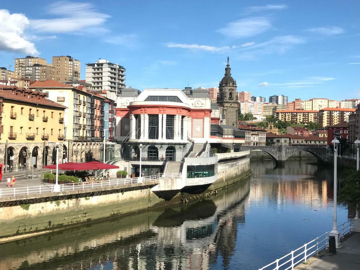 Old Town & River Bilbao Eksteriør bilde